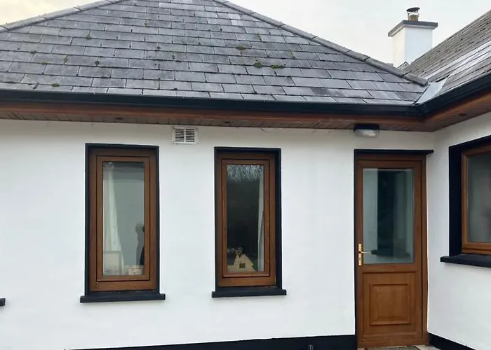 Iniscealtra Mini Bedsit *